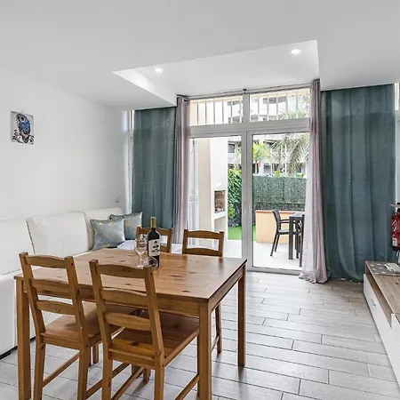 De Lujo En Mare Адехе