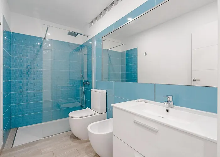 De Lujo En Mare Адехе